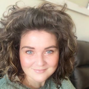 Meet your Posher, Kyndra